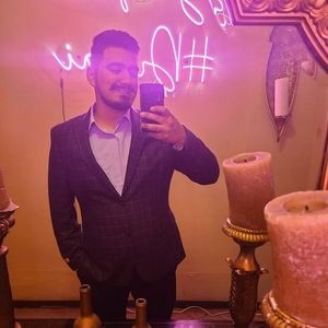 Meet your Posher, Erick